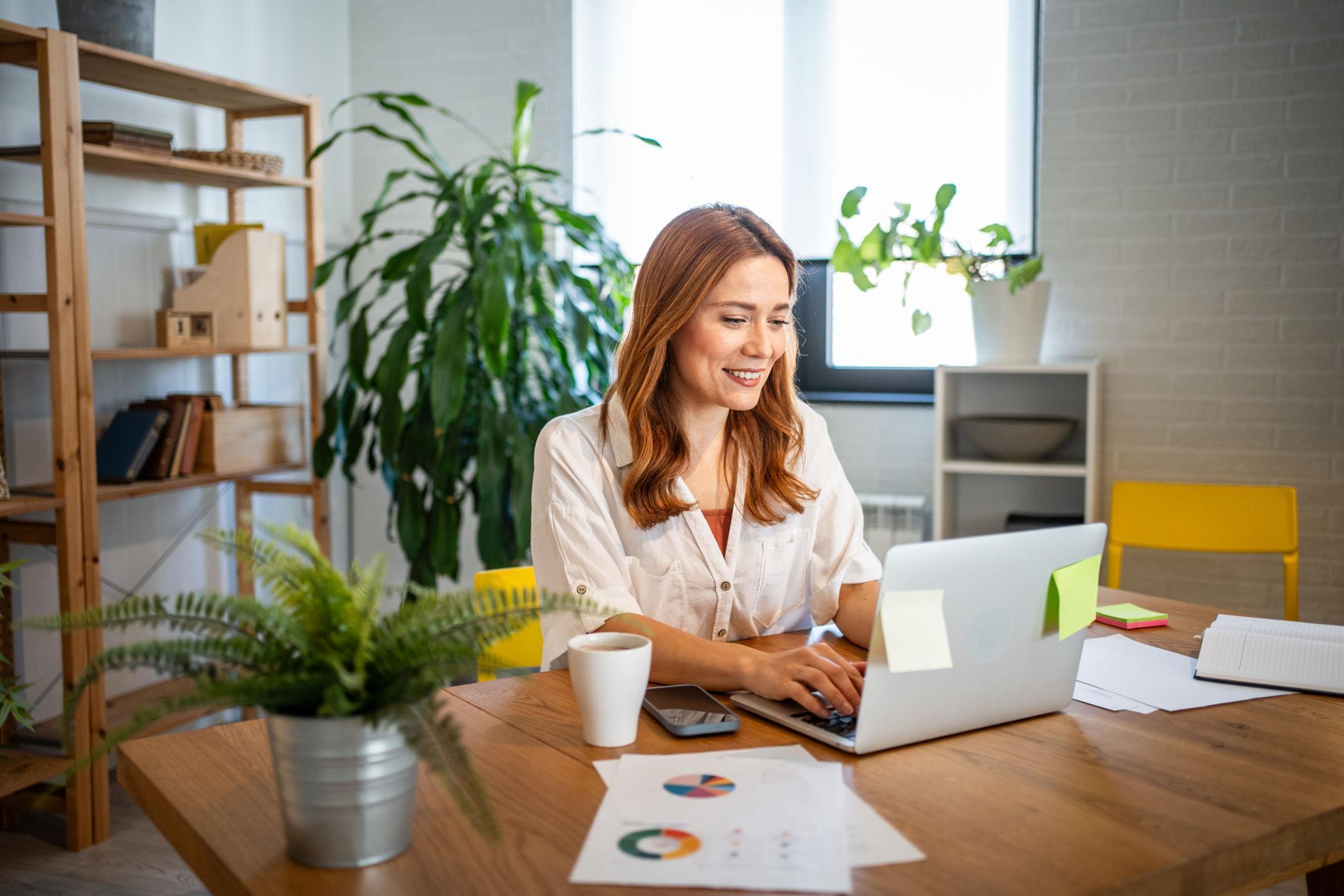 Why Companies Hire Consultants Instead of Full-Time Employees