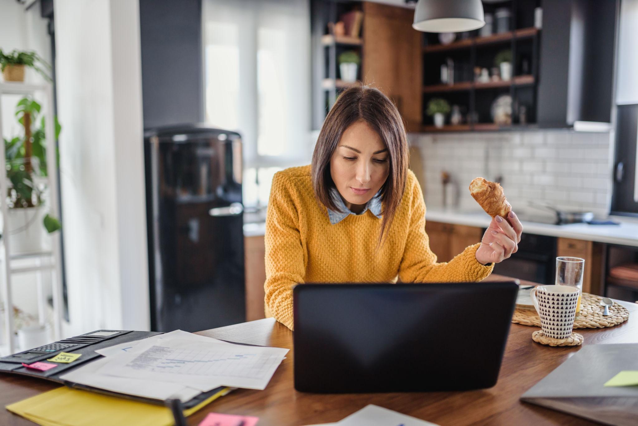 You Don't Need to Quit Your Job to Start Freelancing